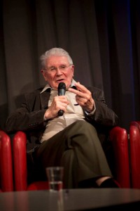 René Passet, Parrain du FCE, économiste, professeur émérite à l’université Paris 1-Panthéon-Sorbonne, ancien président du conseil scientifique de l’association ATTAC, pionnier de l’étude des relations de l’économique et du vivan